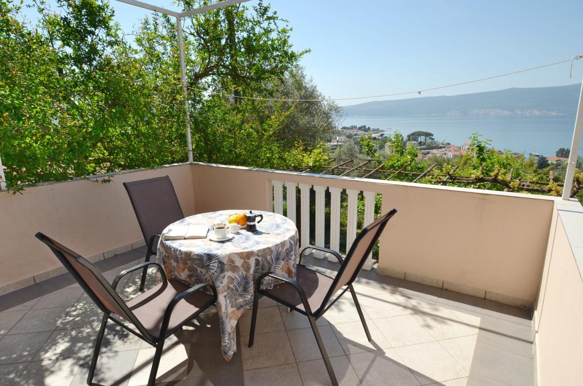 טיווט Porto Lastva Apartments מראה חיצוני תמונה